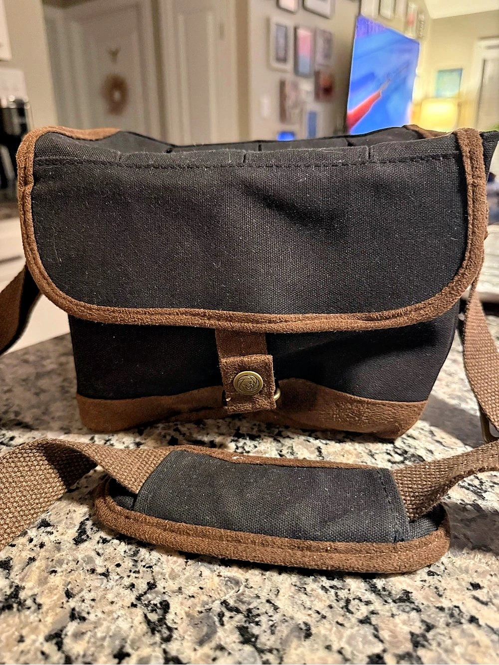 Legacy Black & Brown Messenger Bag